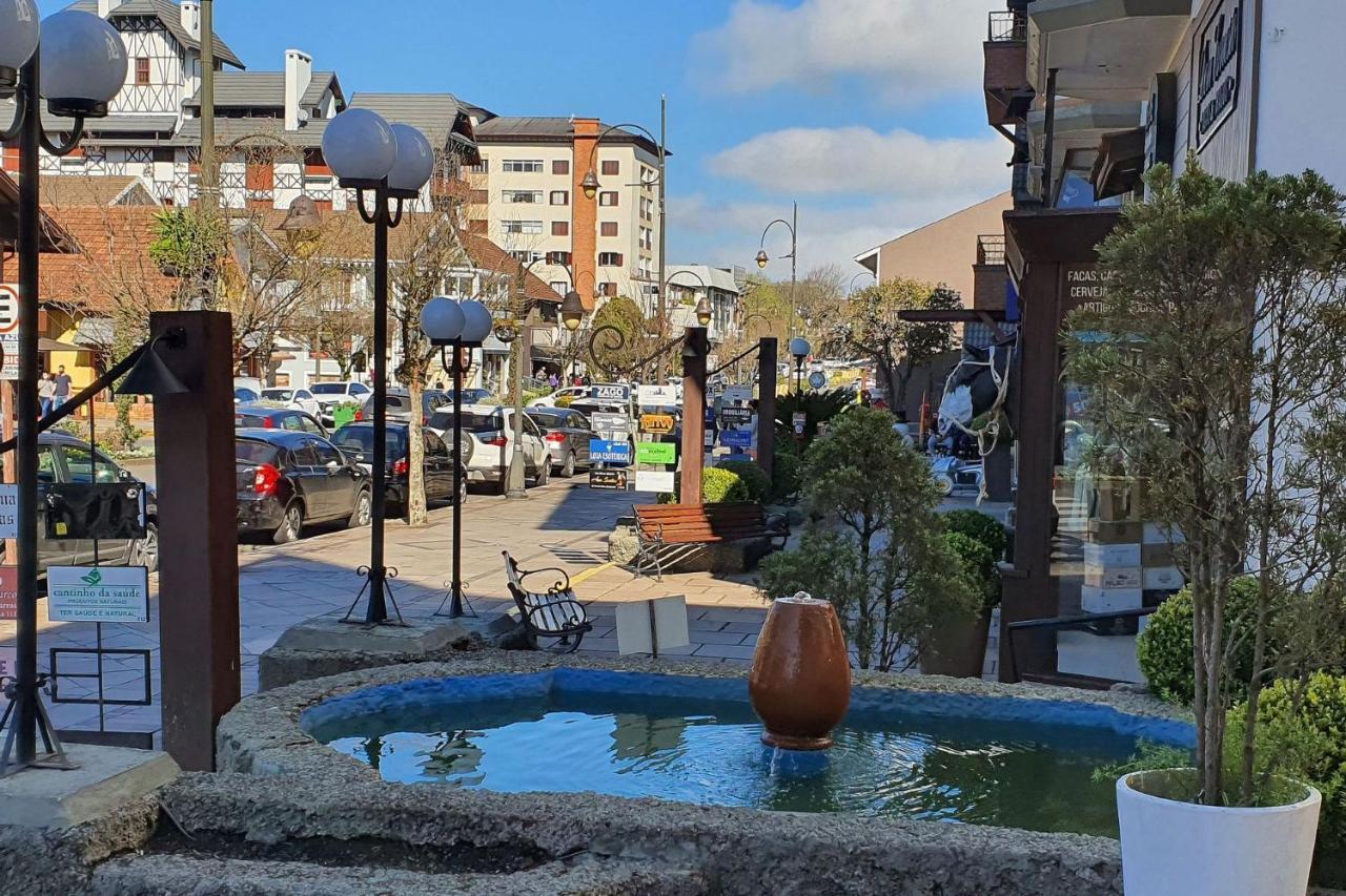 Ap. De 4 Quartos Com Ar A 150M Da Rua Coberta Gramado Kültér fotó