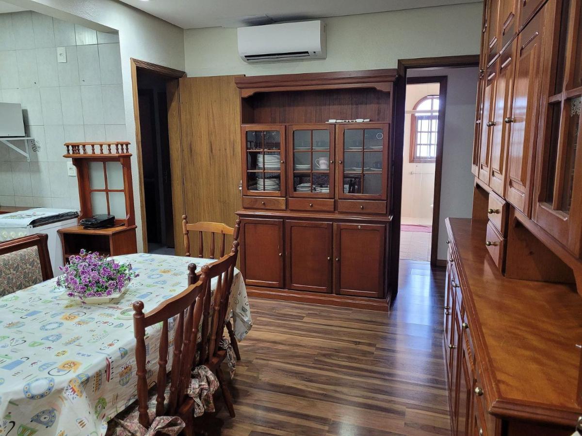 Ap. De 4 Quartos Com Ar A 150M Da Rua Coberta Gramado Kültér fotó